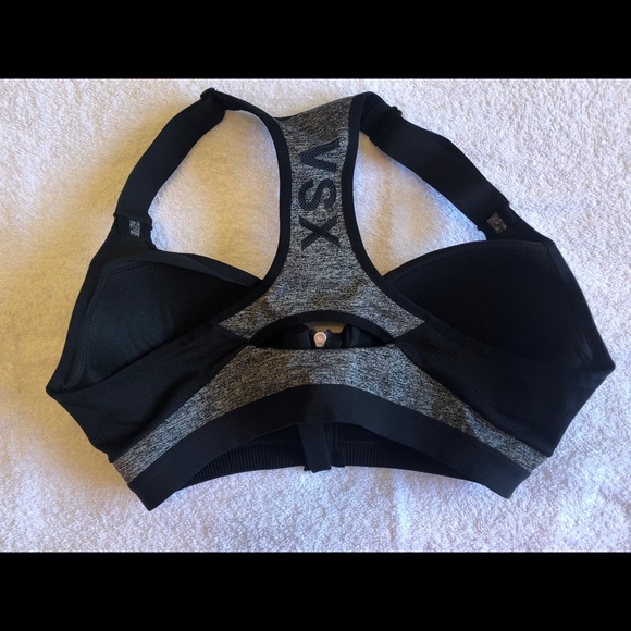 Victoria Secret VSX Sports Bra - Picture 6 of 10